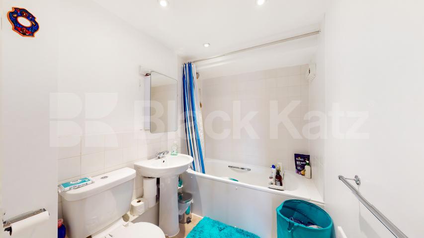 Stunning one bedroom property with great space in an amazing location  Somerston House, St Pancras Way, Camden / Kings Cross